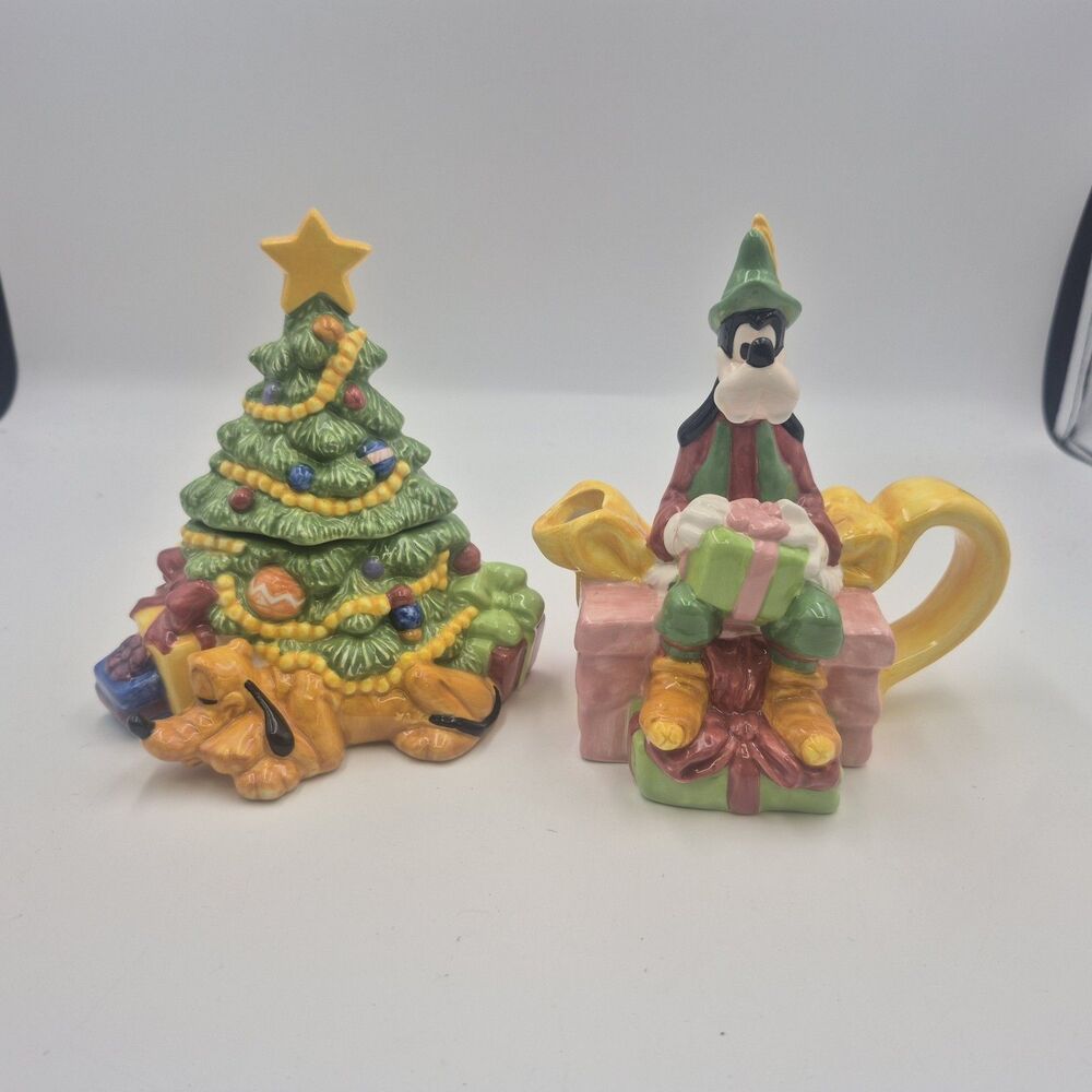 Rare Santa's Workshop Disney Store Sugar Cream Service Christmas Holiday